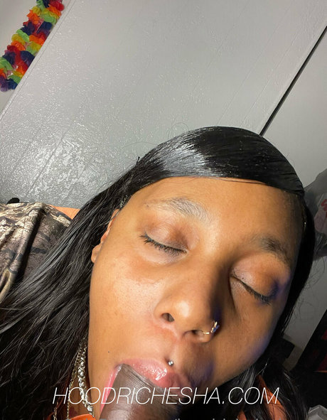 hoodrichplayhouse sex actress galleries