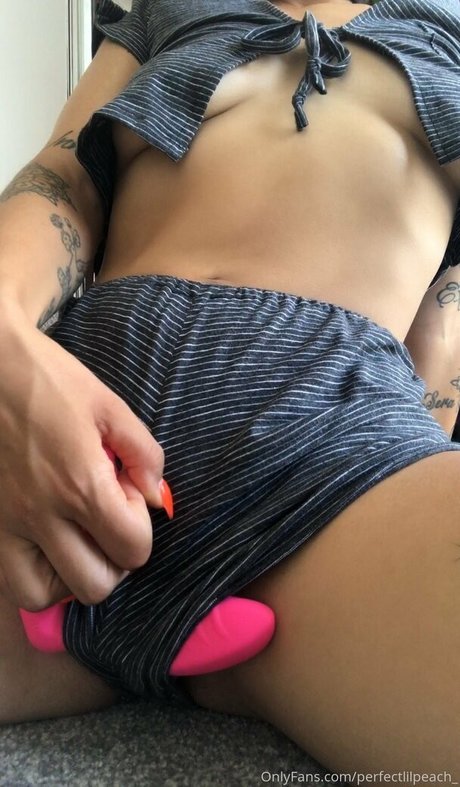 perfectlilpeach_ sex actress photos