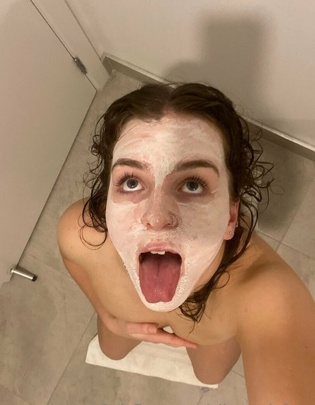 olive onlyfans model free pic