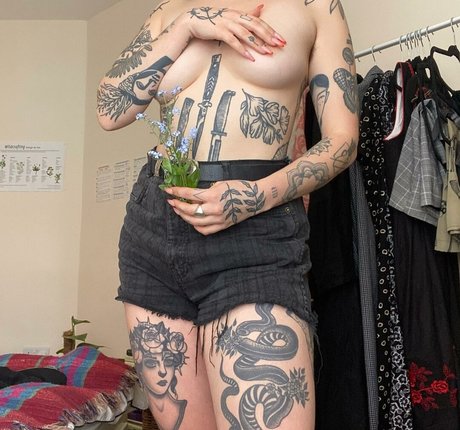 IvyElf Profile Photo