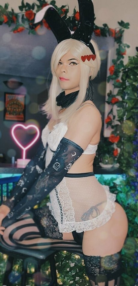 slyfemboylovetoy model porn picture