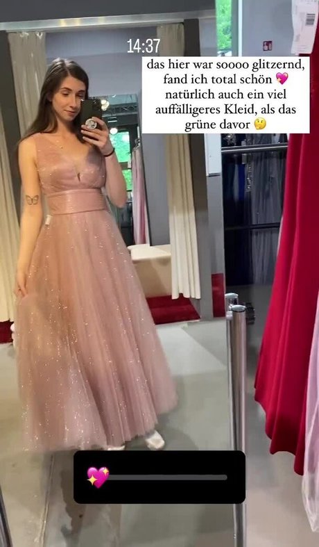 cute shemale onlyfans exclusive pic