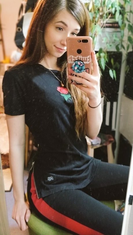 basostream pretty actress gallery