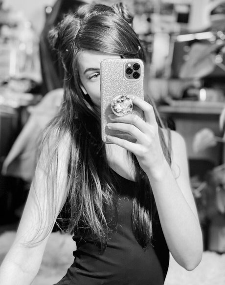 basostream star hot pic