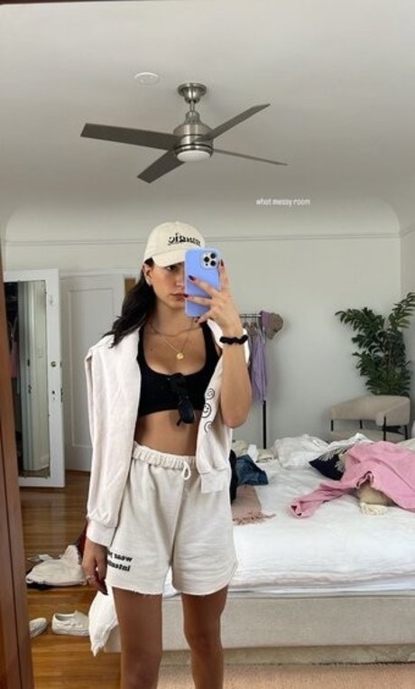 Natalee Linez adult star photos