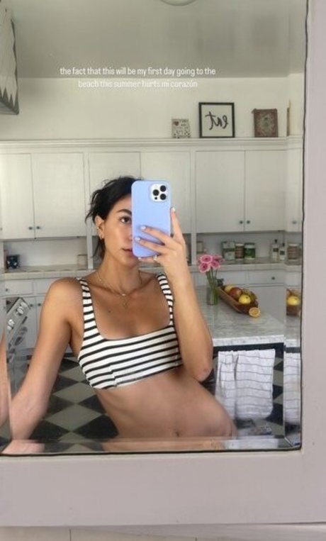 Natalee Linez model nudes pic