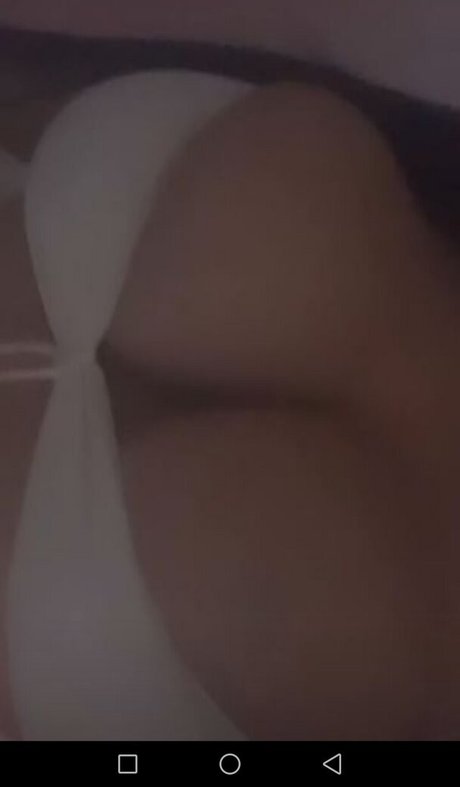 Courtney Williamson art model galleries