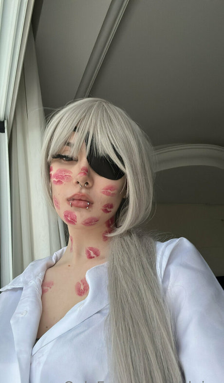 glrluiza exclusive model pic