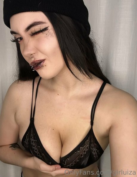 glrluiza model nice pics