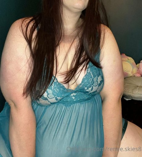 renee skies8 erotic model image