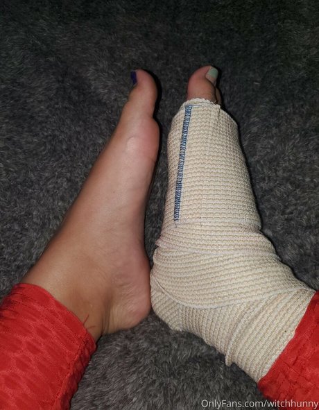 witchhunny hot model archive