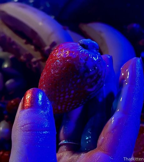 thatkitten2 nudes star archive