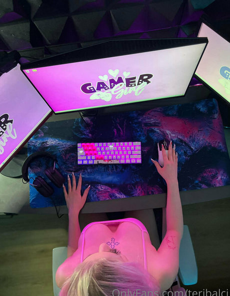 teribalci beautiful model pic