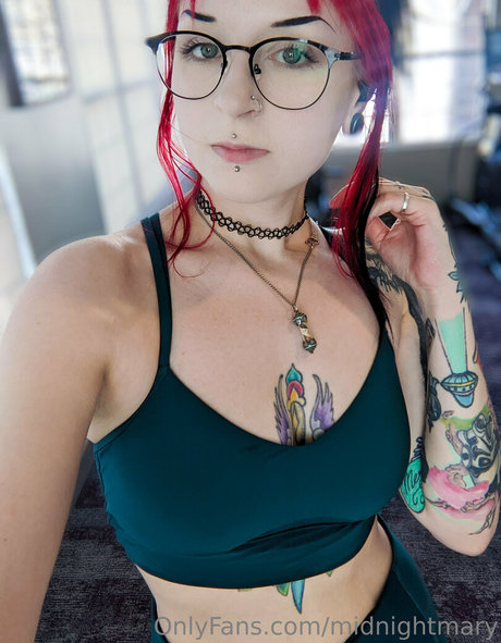 Midnight Mary star top archive