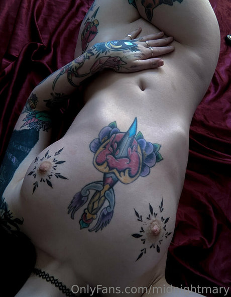 Midnight Mary model best photos