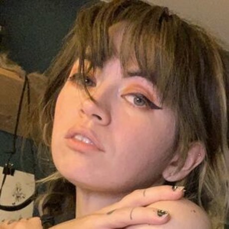 FapcakeSenpai pornstar naked photo