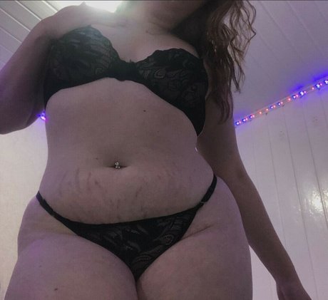 Rayana Silveira exclusive star photos