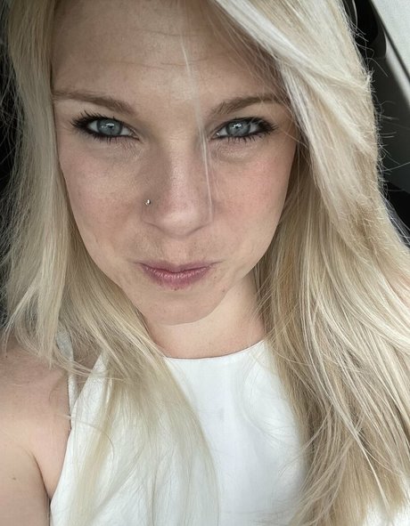 Vixen Jane exclusive pornstar image