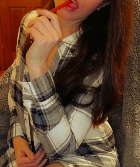 Molly Nova best pornstar images