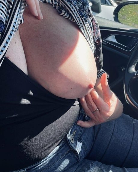 Smokey Chestnut high quality actress pictures