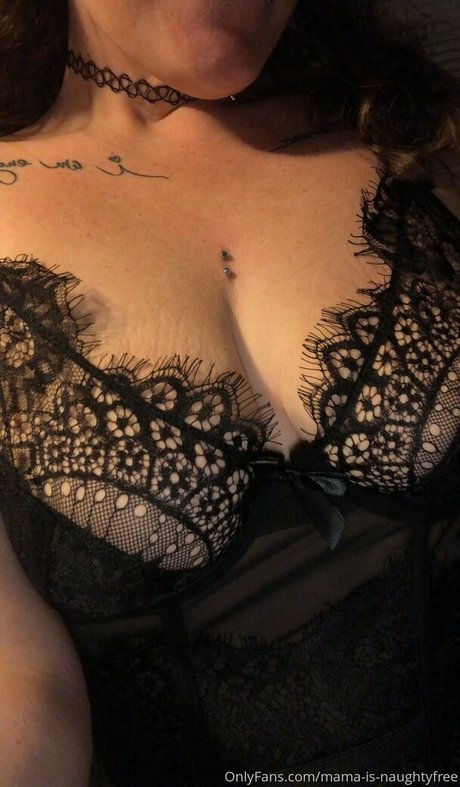 mama is naughtyfree nice model photo