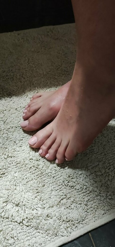 sissylucylove sexy actress picture