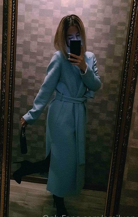 emilyon top pornstar picture