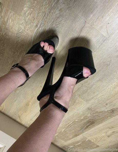 mujpodivnejlife pornstar erotic image