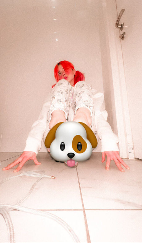 Flaffyx erotic model img