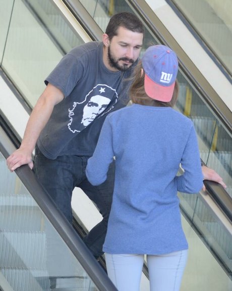 Mia Goth erotic model pictures