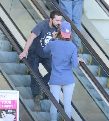 Mia Goth perfect model photo