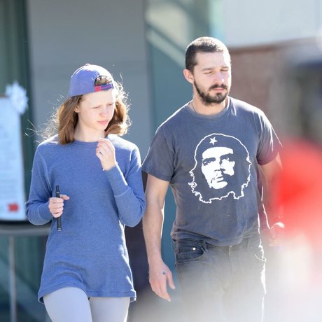 Mia Goth nudes model picture