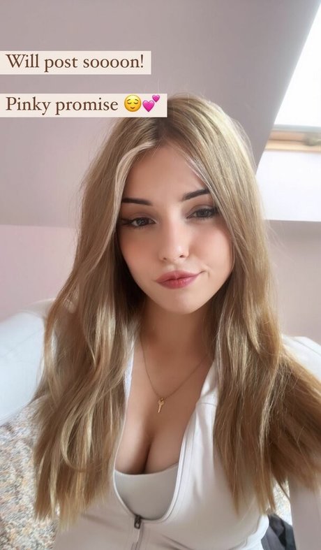 Foalfish beautiful model image