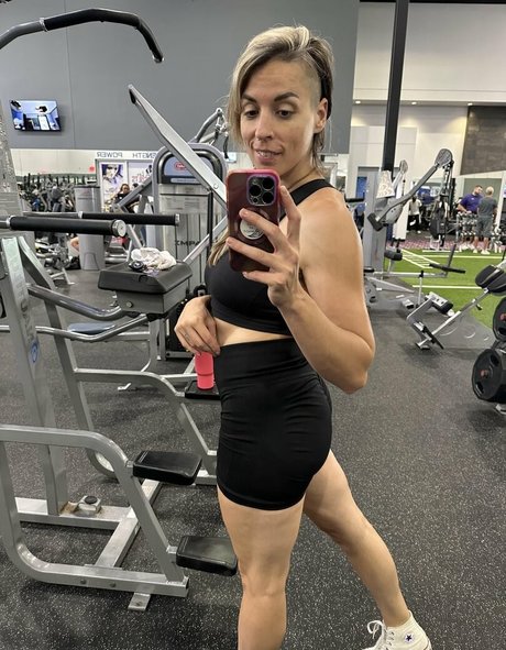 ThefruitsofEve star naked pictures