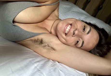 ThefruitsofEve model perfect img