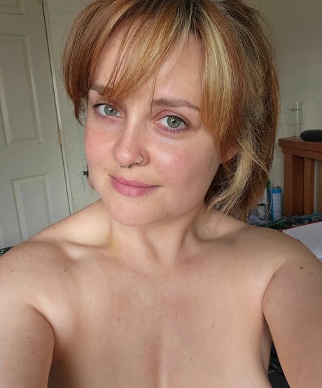 constanceflame exclusive model photos