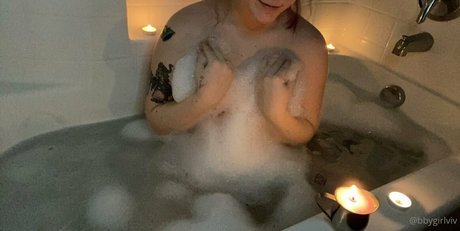 bbygirlviv hot actress image