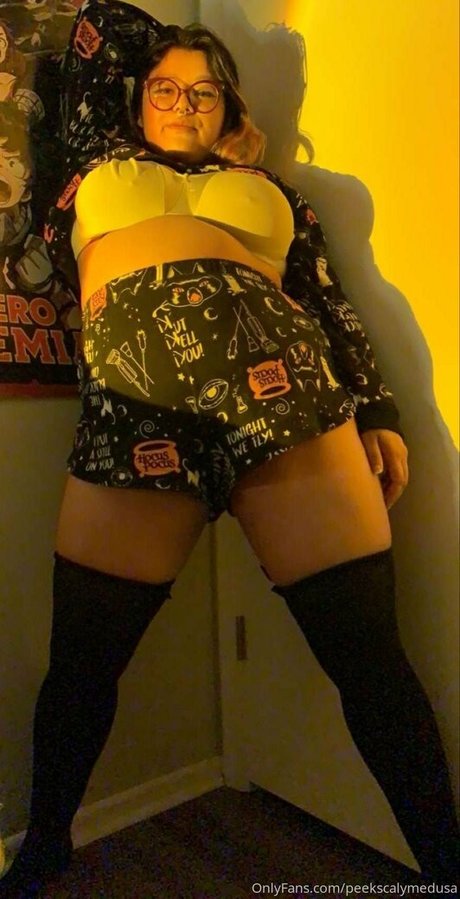 peekscalymedusa model xxx pics