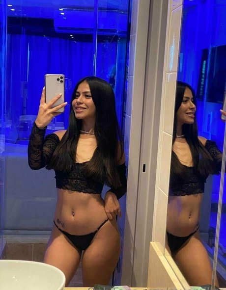 itsashleyskye pretty model image