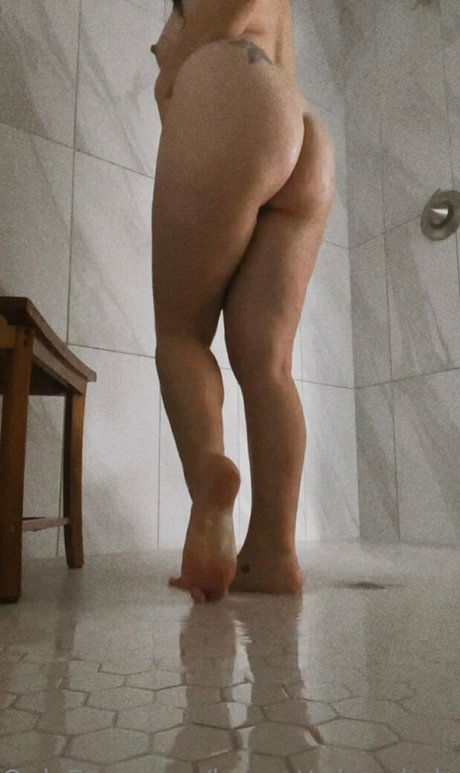 brunettebombshell13 pornstar naked images