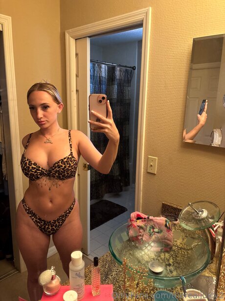 therealjuicy2 pornstar naked gallery