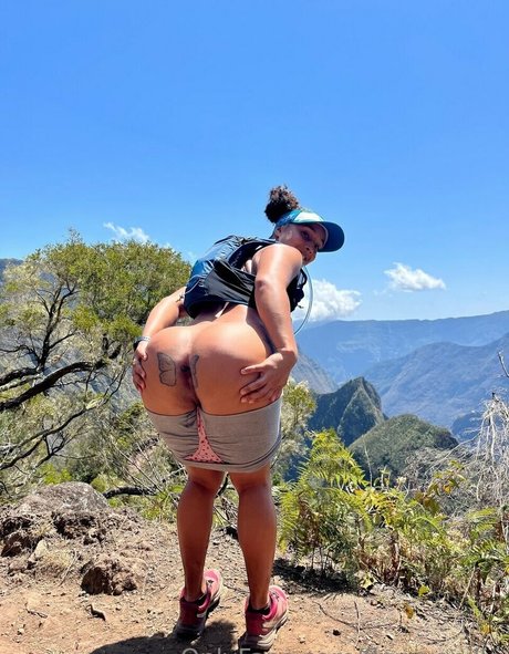 sweet pussy onlyfans top pic