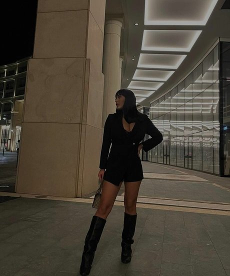 hairy pregnant onlyfans pornographic images