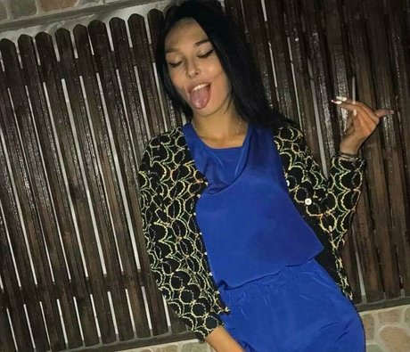 gretatwenty star naked galleries