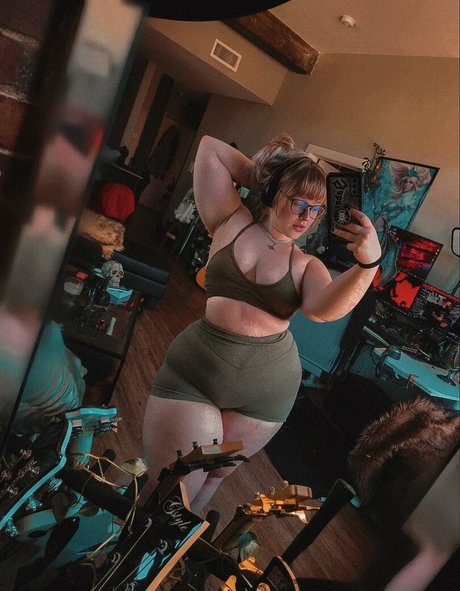 bride onlyfans naked picture