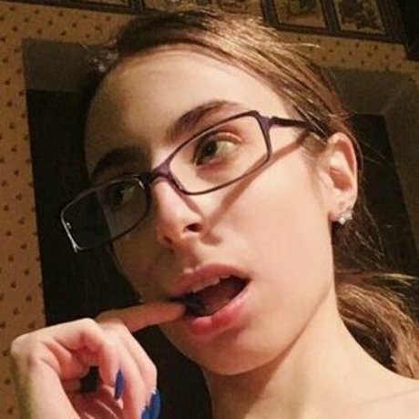 Lee Lee Fazo star archive