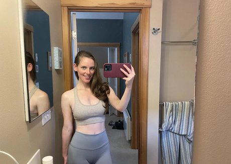 Stella Hayes sex pornstar picture