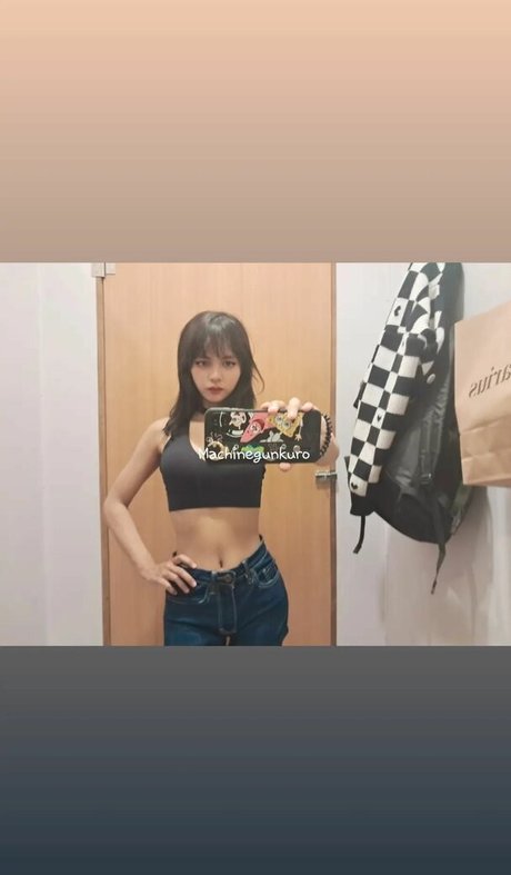 Kuro Emma nice model pictures