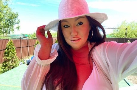 Dasha Kovalenko pornstar naked galleries