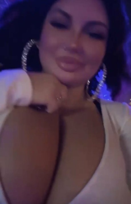 Mila Pink naked actress image